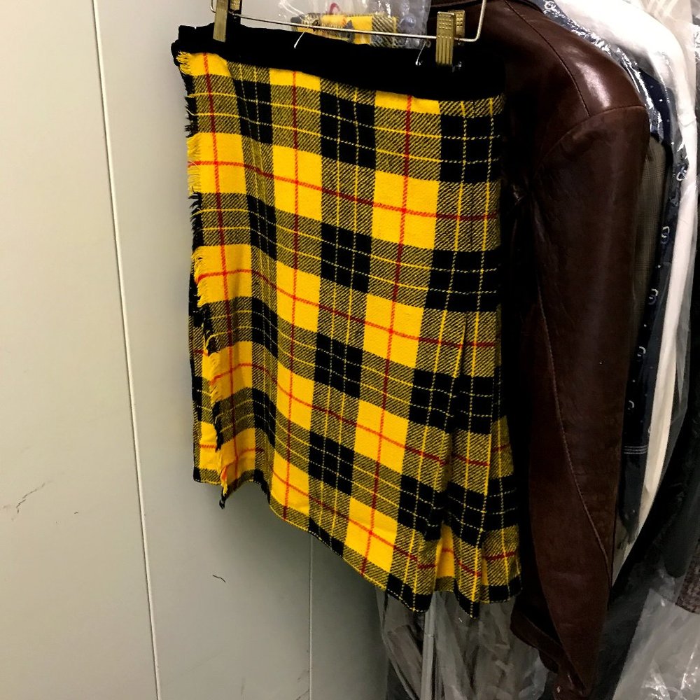 100% Wool Kilt with Velvet waistband, fits small waist 30"